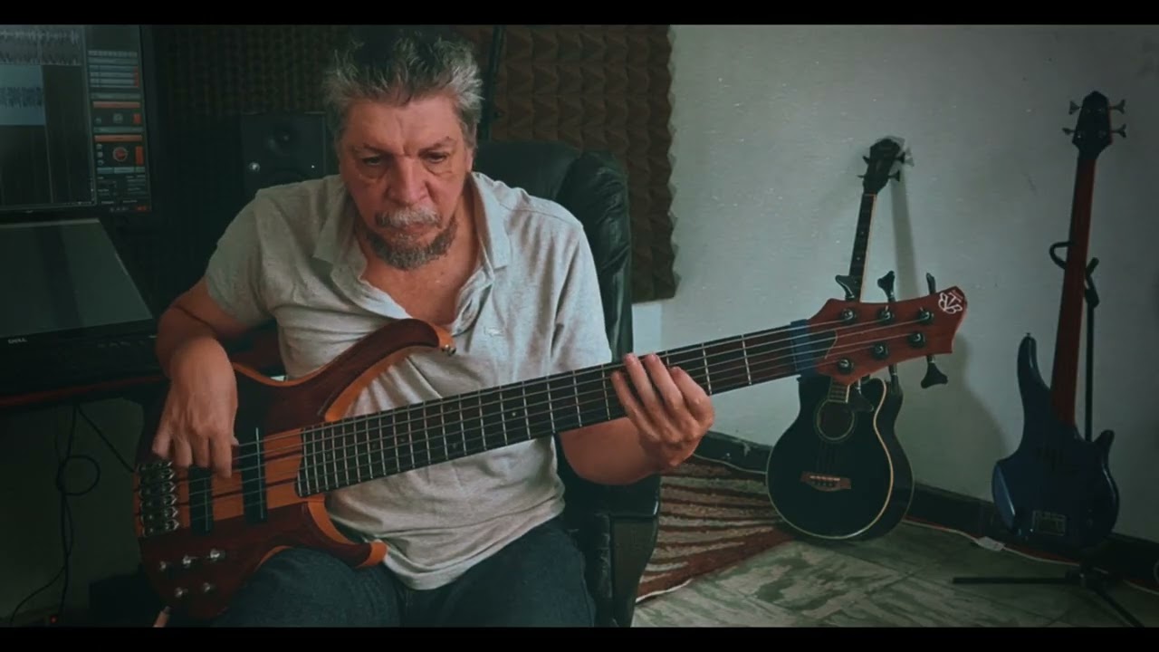 Le Freak (Chic) - Bass Playthrough |  El Groove INFALIBLE: 