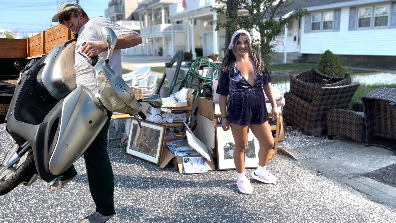 Bulk TRASH PICKING Beach Town For Curb Side TREASURE!