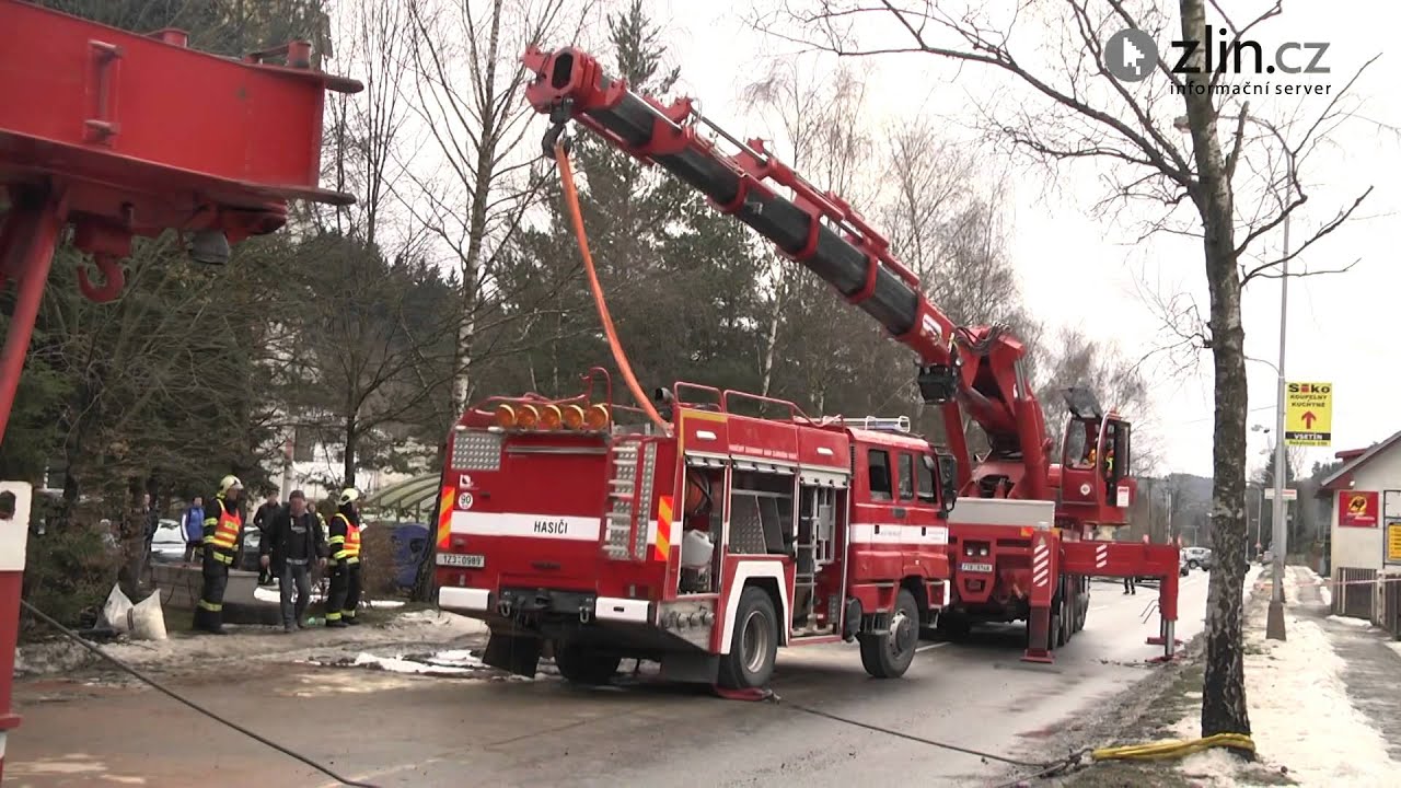 Nehoda hasičského vozu T 815 4x4 ve Vsetíně