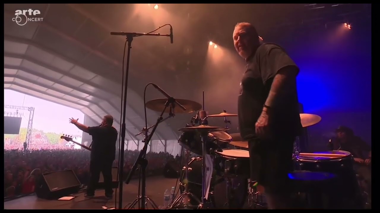 Phil Rind Sacred Reich - Hugging Version
