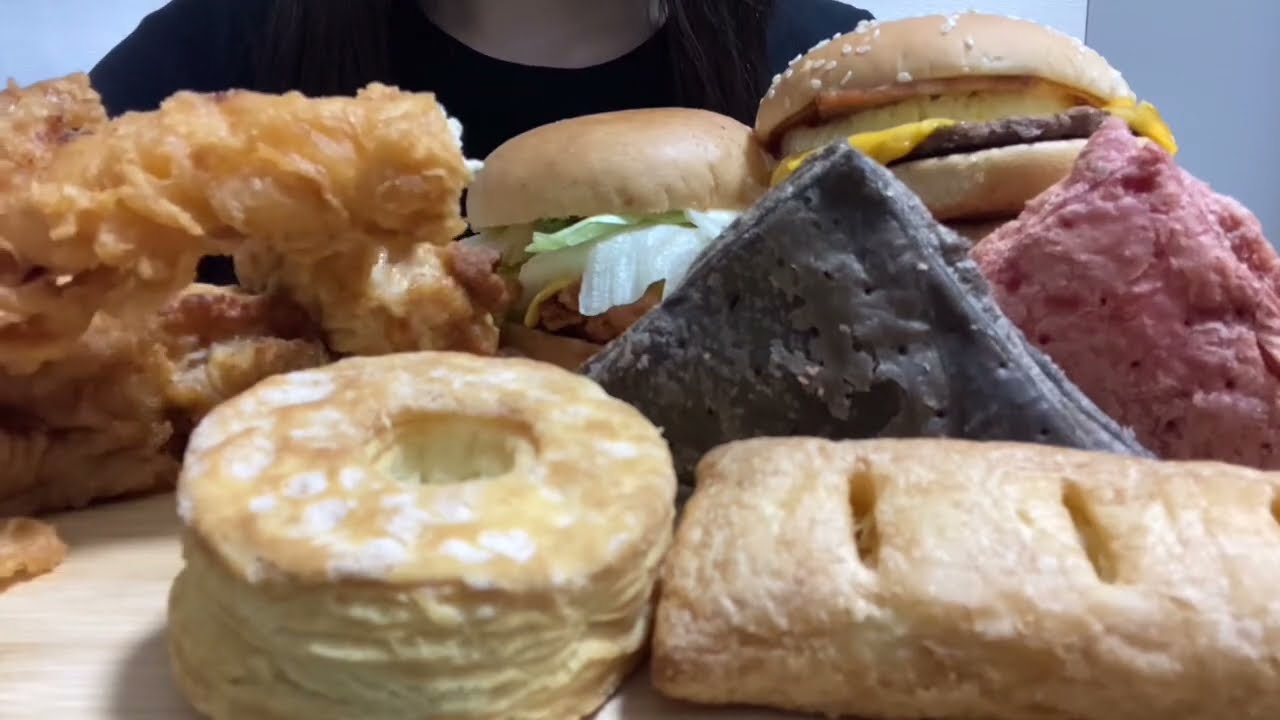 月見バーガー🎑🍔 ASMR 咀嚼音 モッパン mukbang