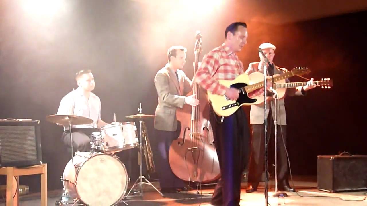 The Round Up Boys - Sneaky  Pete - 