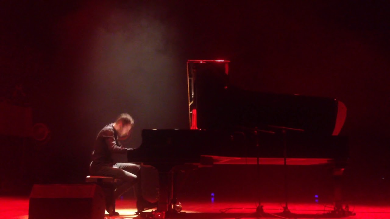 Attention [piano cover Charlie Puth] Peter Bence / Live in Izmir