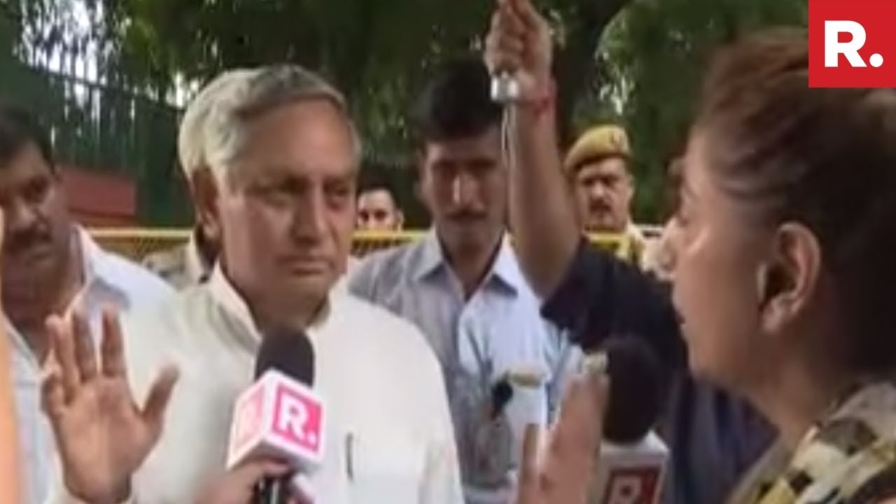 Janardan Dwivedi Reacts On Congress Manhandling Republic TV