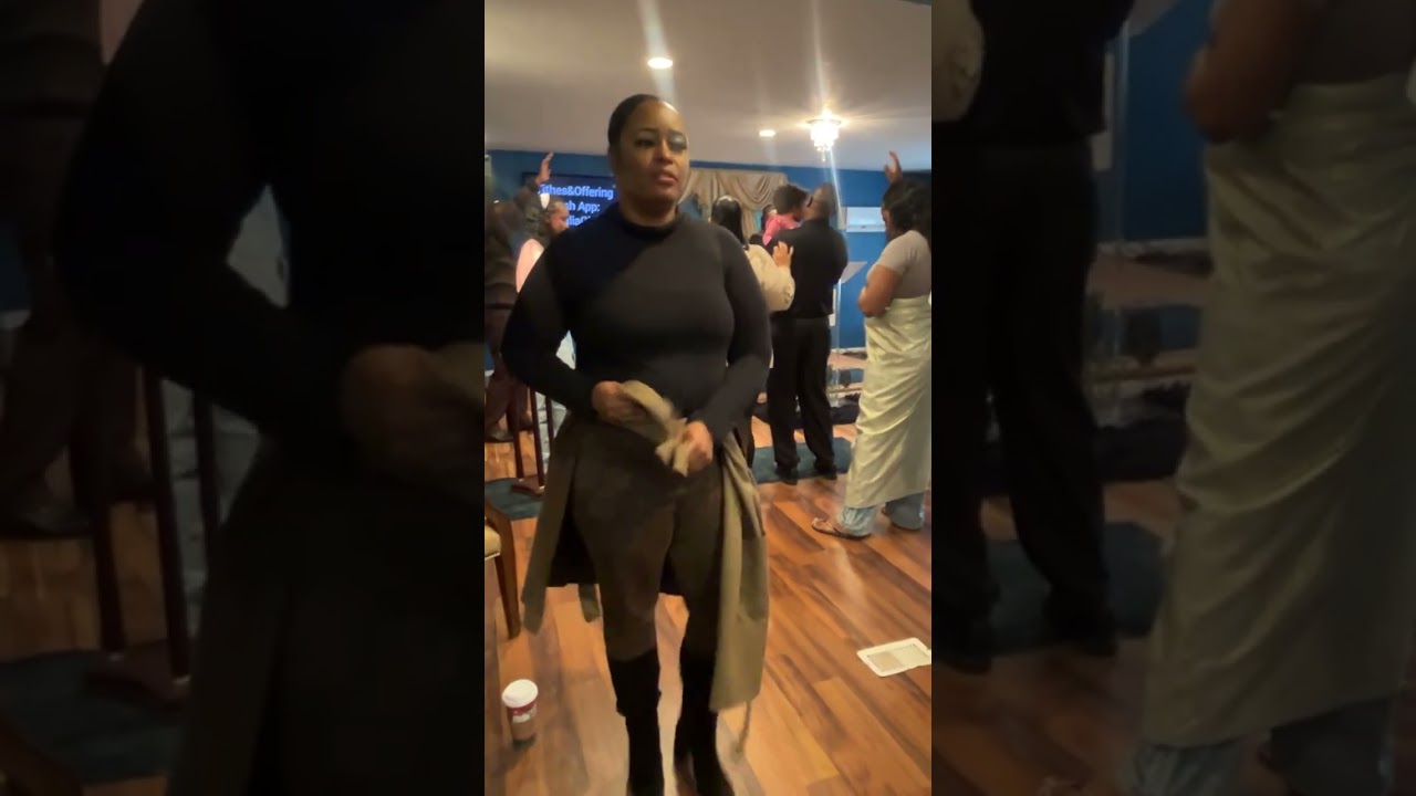 Dr. Sophilia Givens- Altar Call/Special Prayer