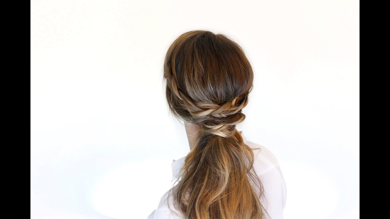 Cola de caballo con trenzas