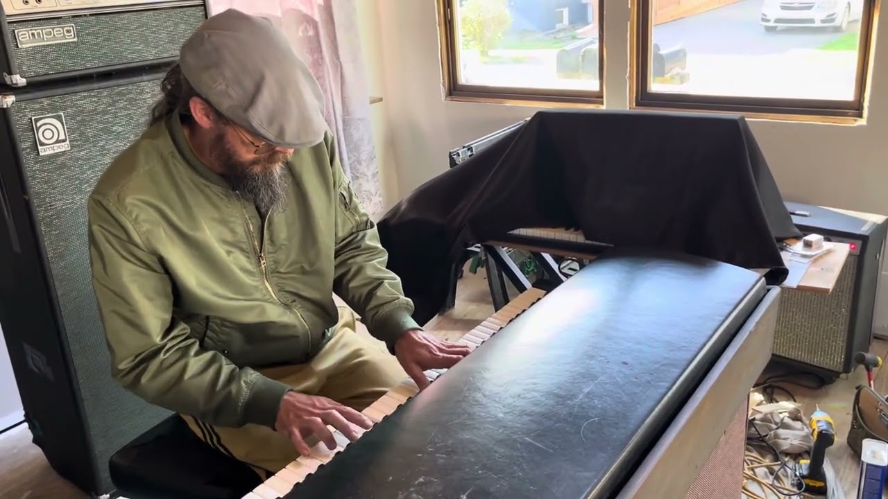 Fender Rhodes with Twin Reverb