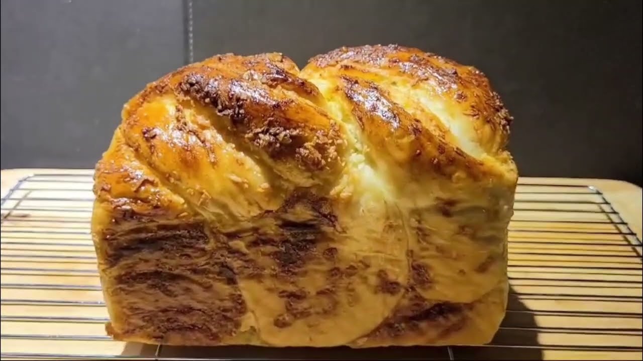 椰蓉吐司/椰賓 -  1 分鐘搓揉麵團做海綿一樣柔軟的麵包 Coconut Bread Loaf – 1 min kneading to make sponge-like texture bread