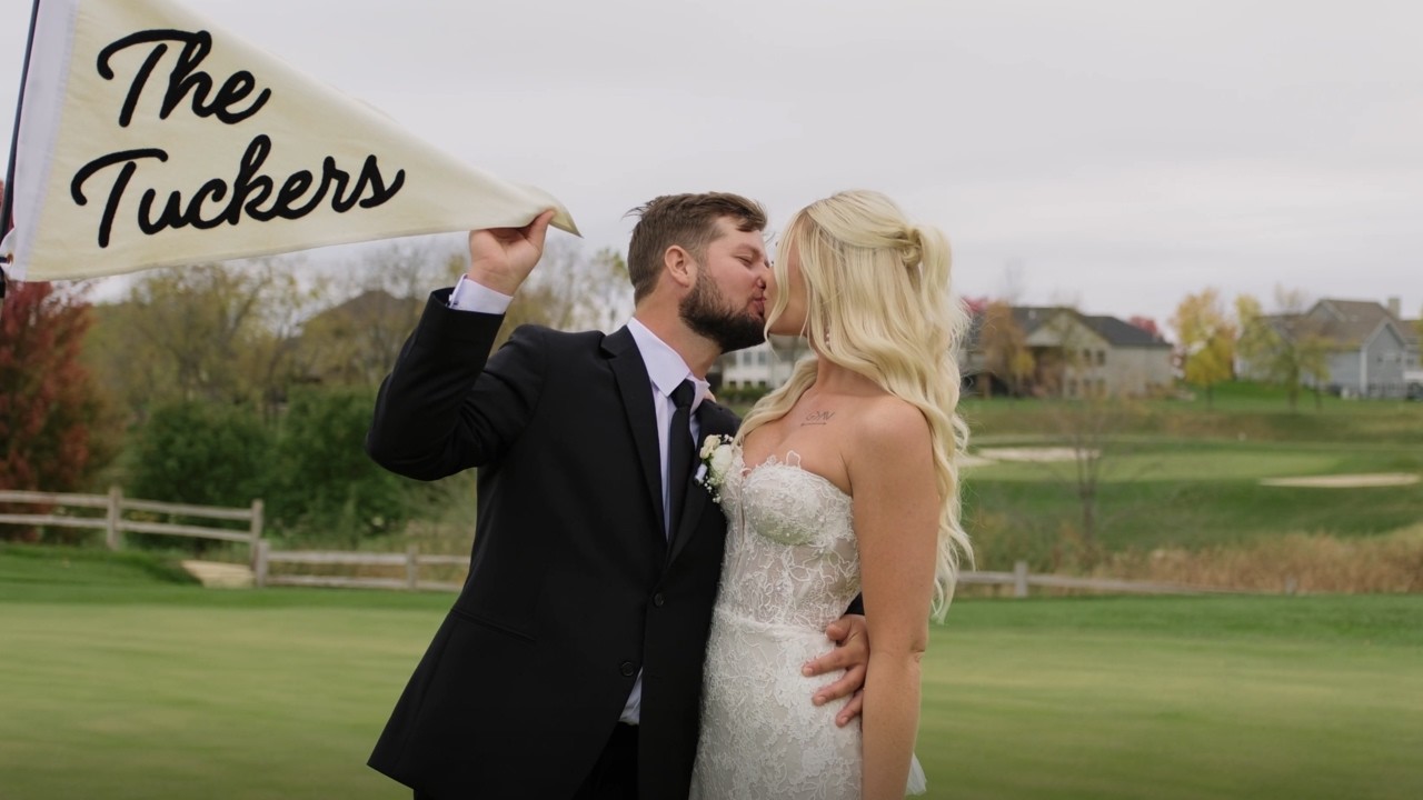 An Elegant Fall Wedding at The Clubhouse at Talons | Breanna and Clay's Stunning Wedding