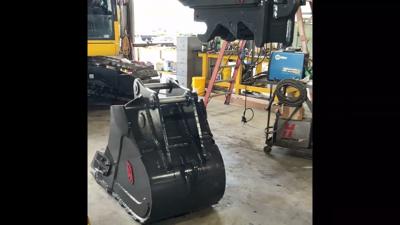 The Solesbee's 'Trinity' - The 3-in-1 Bucket, Thumb, and Coupler Combo