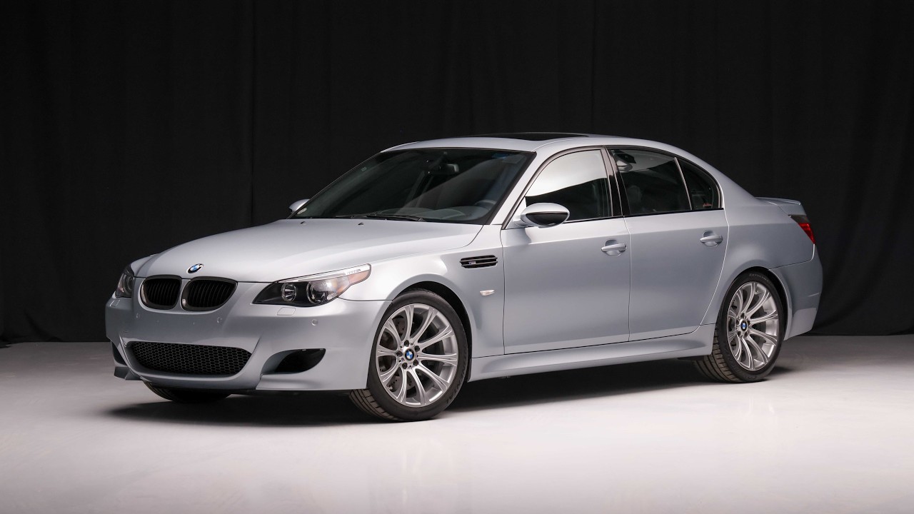 2007 BMW M5 Walk Around