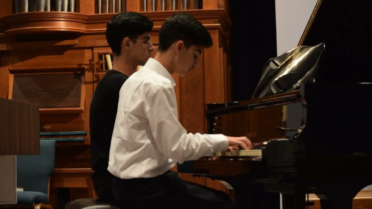 Sleigh Ride - Piano Duet (Leroy Anderson) Anosh and Yohaan Ardeni