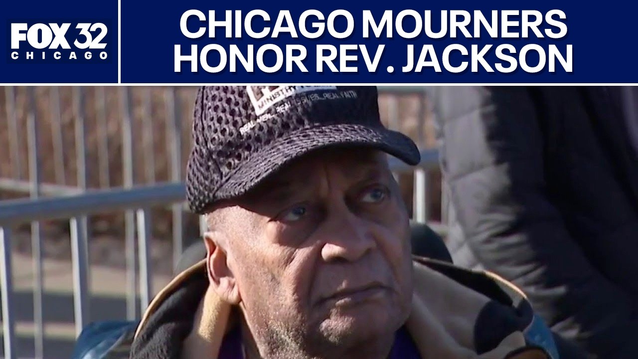 Chicago mourners honor Rev. Jesse Jackson as he lies in repose at Rainbow PUSH