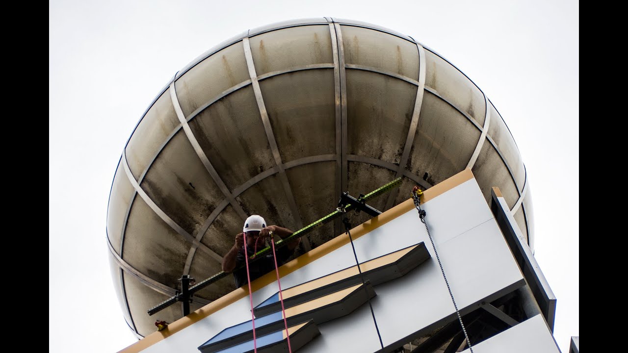 Flint&rsquo;s iconic weather ball gets facelift with new bank&rsquo;s letters downtown