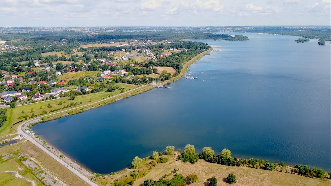 Pojezierze Dąbrowy Górniczej widok z drona