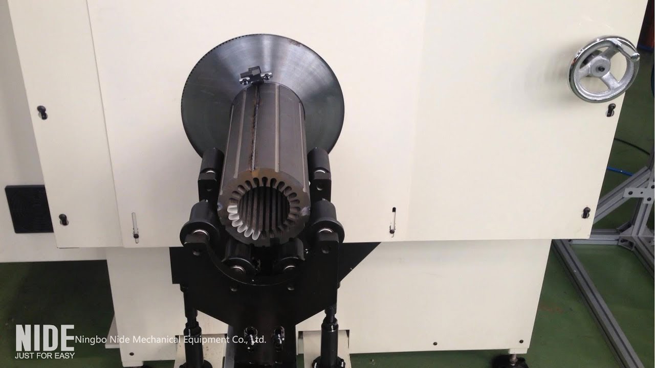 Submersible water pump motor stator slot paper inserting machine