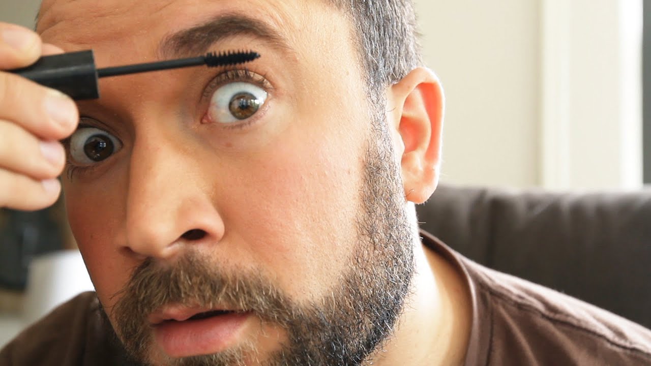 I Put on My Girlfriend's Makeup