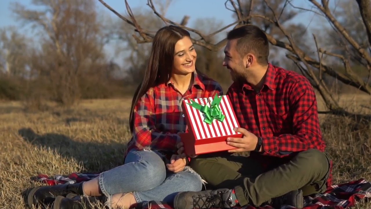 BENJAMIN_ET_CORALIE_Clips_officiel
