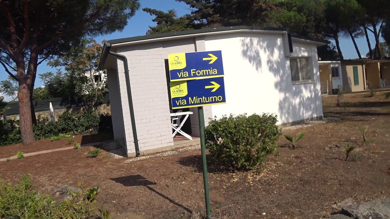 Байя Домиция, La Serra Holiday Resort.