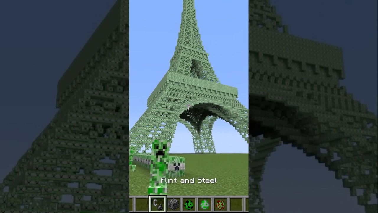 Creeper Eiffel Tower in Minecraft