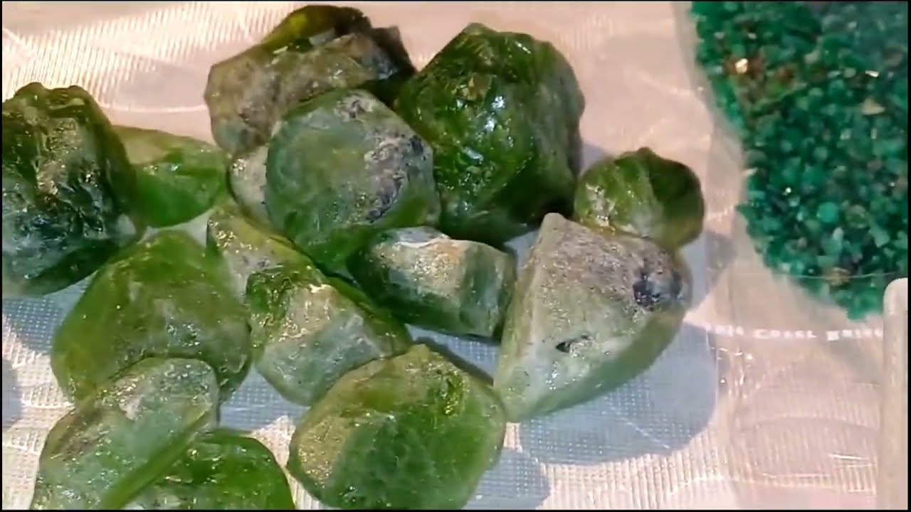 Peridot Gemstone Uncut | semi precious stone Peridot stone