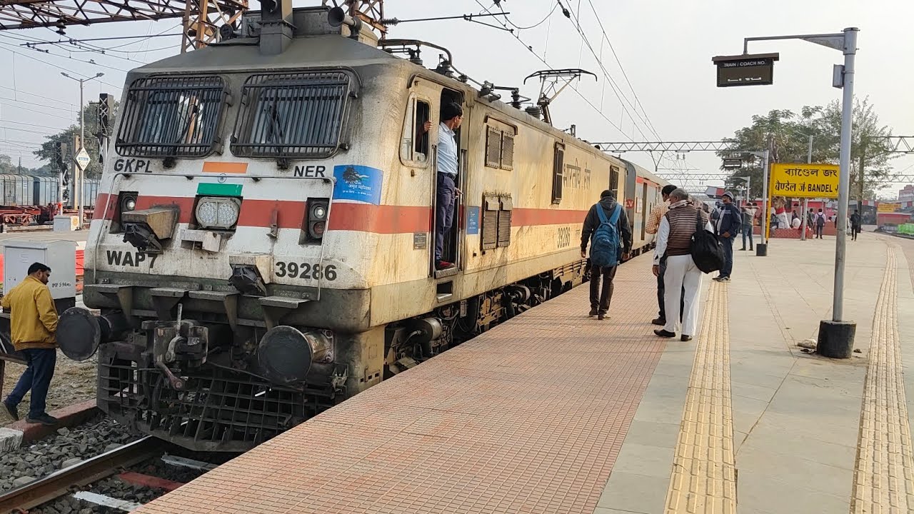 Mithila express 🤩#nocopyright #easternrailways #viralvideo #100kvews #1000subscriber 