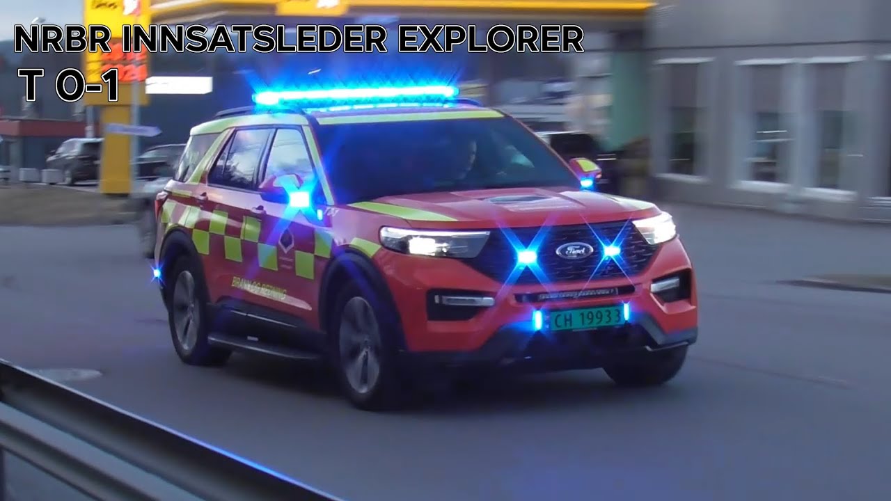 NRBR Innsatsleder & politi p&aring; utrykning til brann | Police and fire task leader responding to a fire