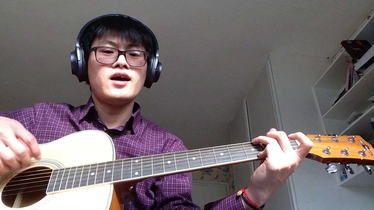 look over here girl guitar 20200323