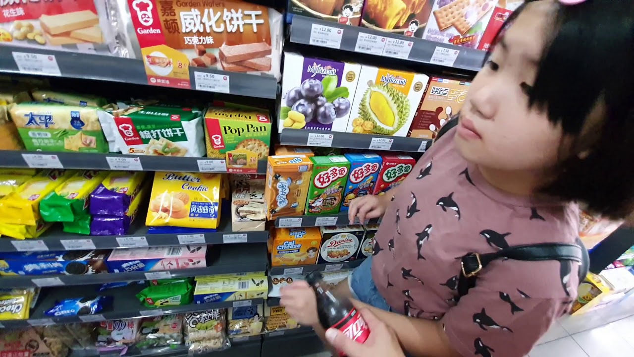 花了36元買零食｜逛逛大陸在地超商 美宜佳