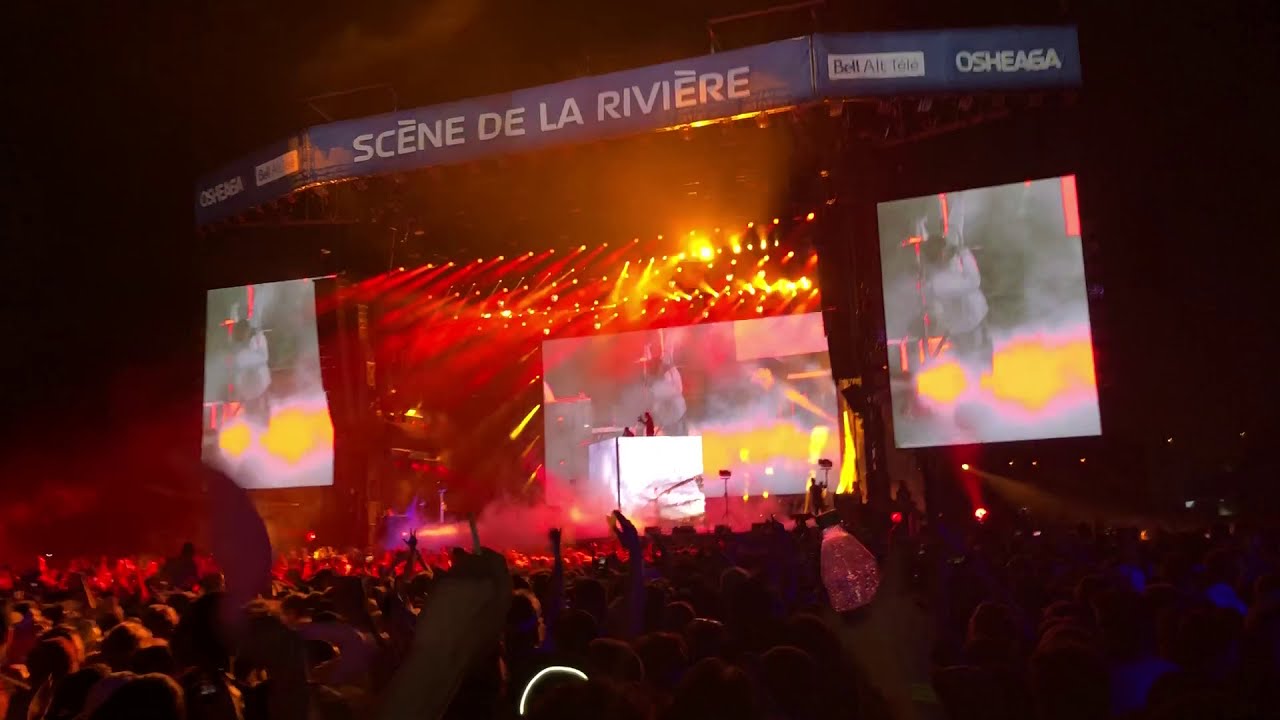 Travis Scott CAROUSEL 1st Time LIVE In Montreal (Osheaga August 3rd)