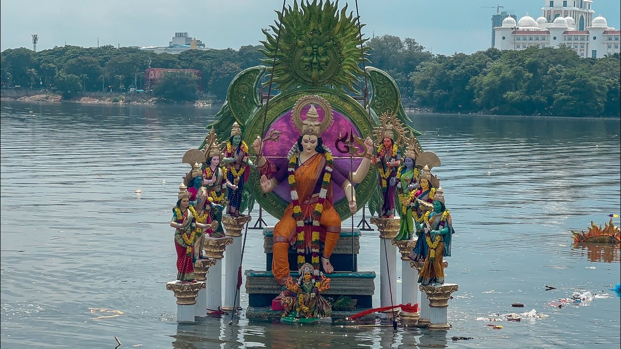 Big Durga Mata Visarjan | Durga Mata Nimajjanam 2025 Hyderabad | Durga Devi Visarjan in Tank bund