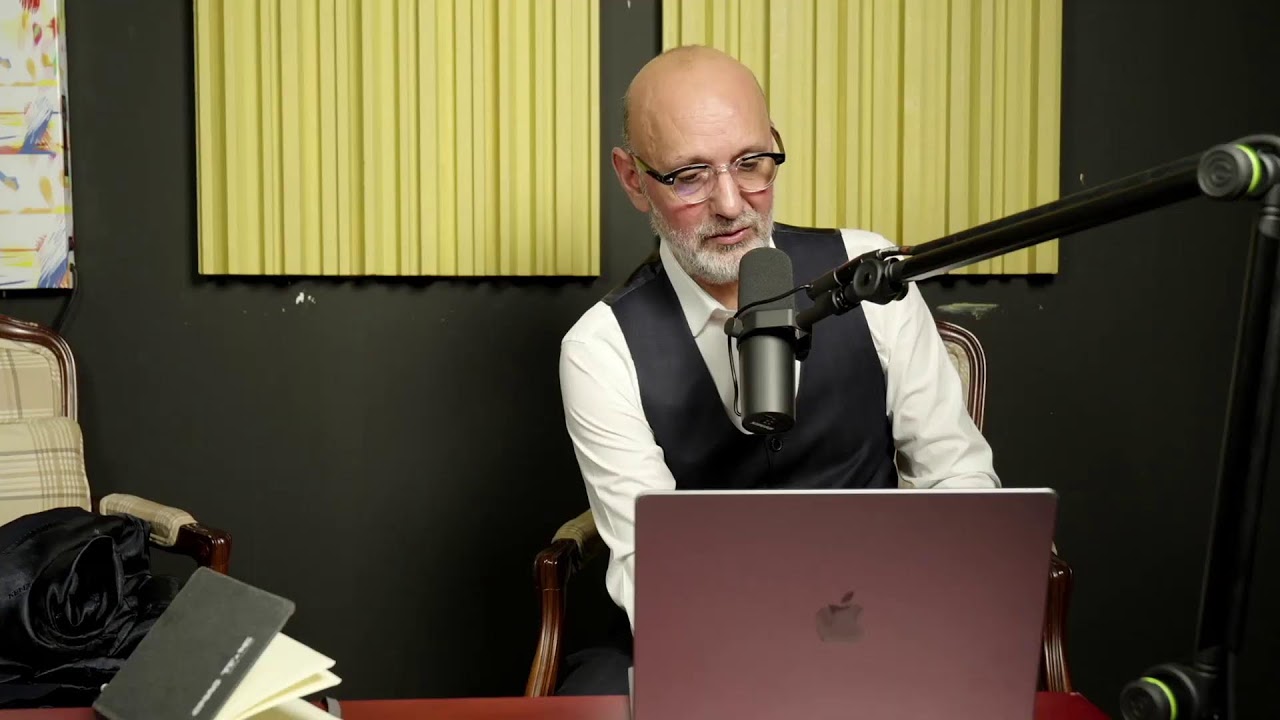 Primul podcast pe care &icirc;l &icirc;ncercăm. Cu mama. Se b&acirc;rfește la greu nu ratați.