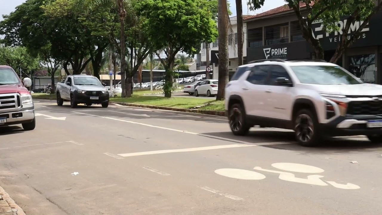 Prefeitura de Alfenas instala semáforos na Avenida Governador Valadares