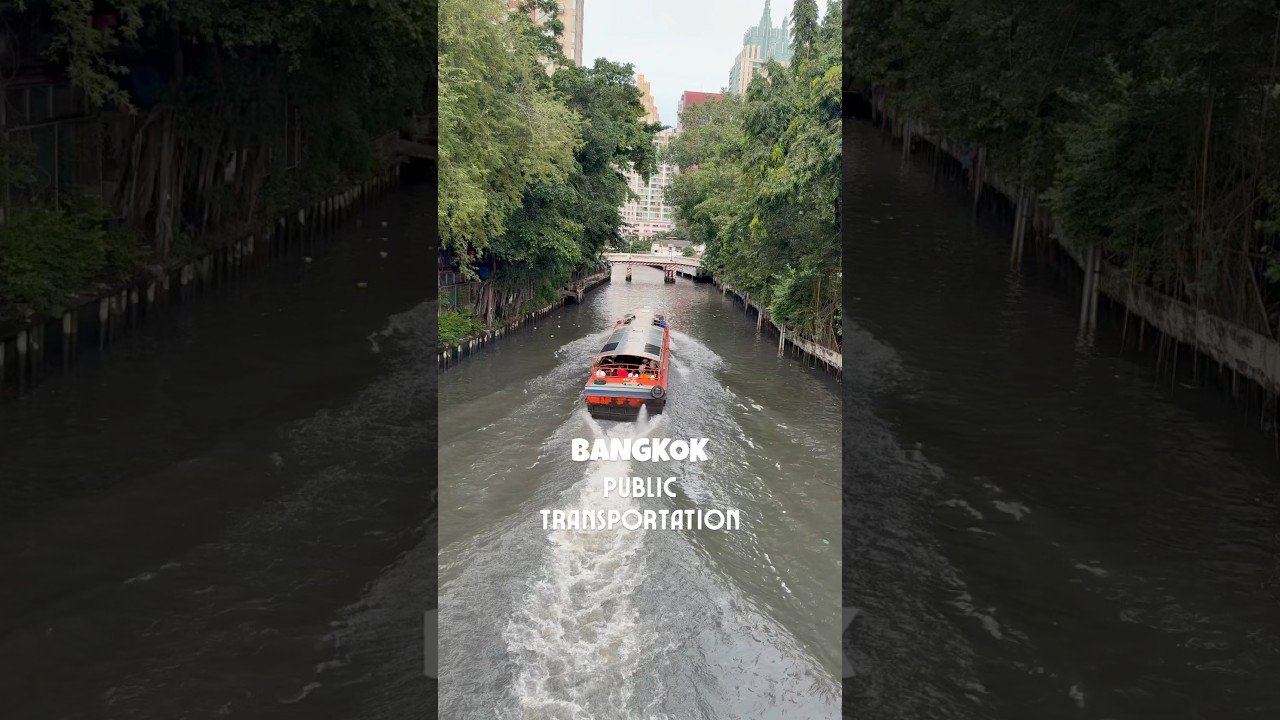 Boats are a public transport in Bangkok! #thailand #thailandtravel #bangkok #bangkokevent
