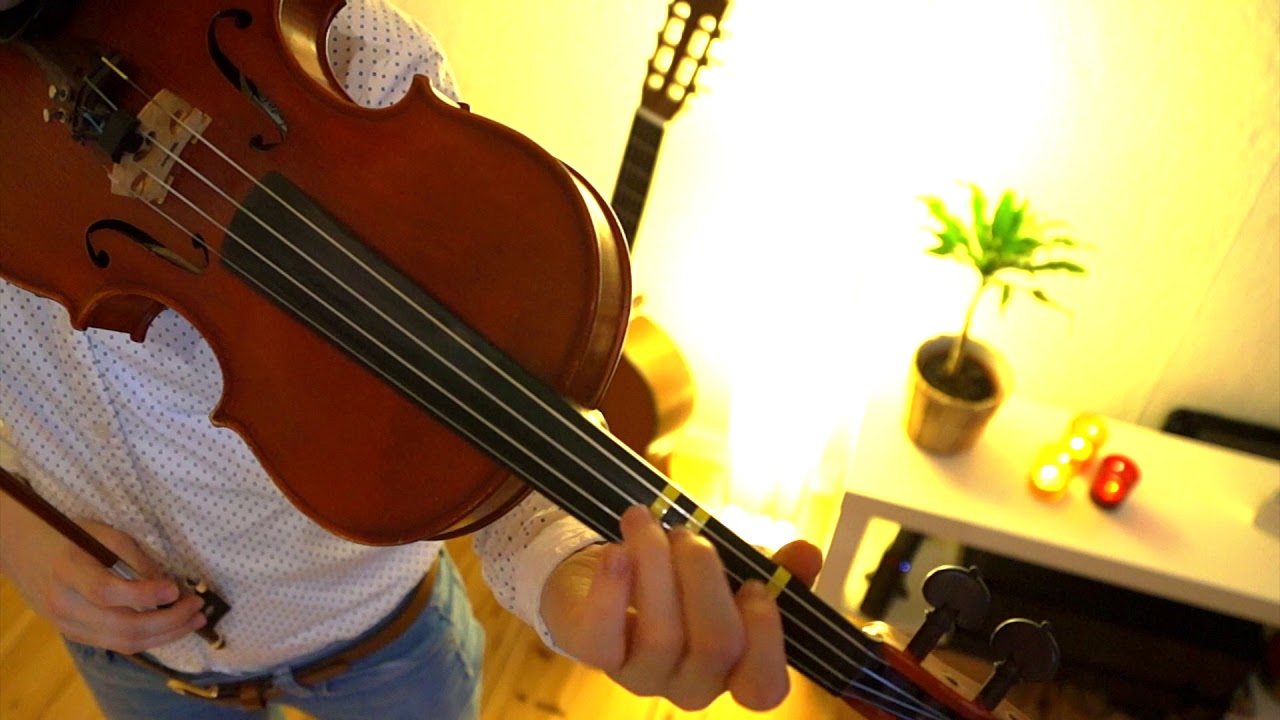 How to play We Wish You A Merry Christmas | Easy Beginner Song | Violin Tutorial