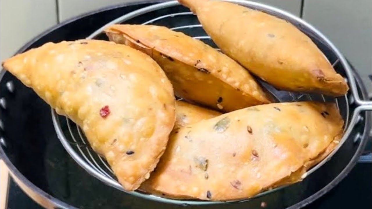 गेहूं के आटे और हरे मटर से बनाओ स्पेशल नाश्ता, मेहमान भी पूछेंगे कैसे बनाया |Nashta Recipe