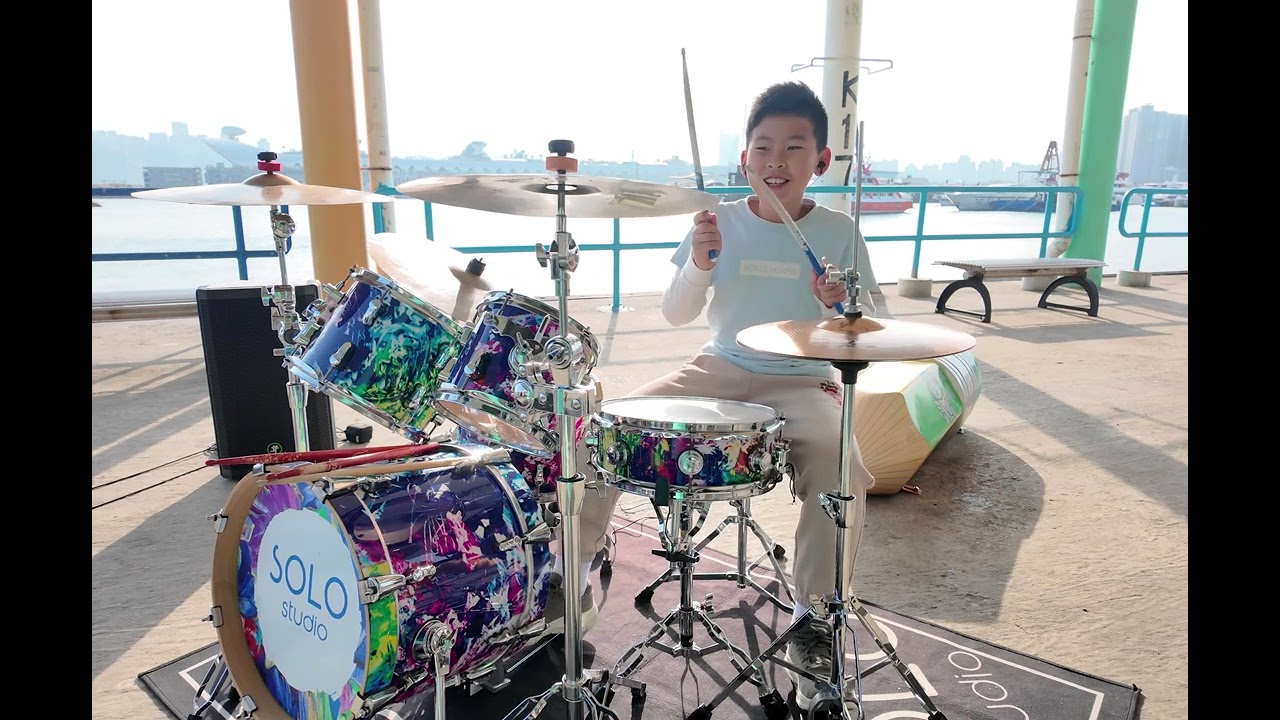 小鼓手🥁健健  《傷心的人別聽慢歌》 觀塘碼頭Busking - 主題五月天 