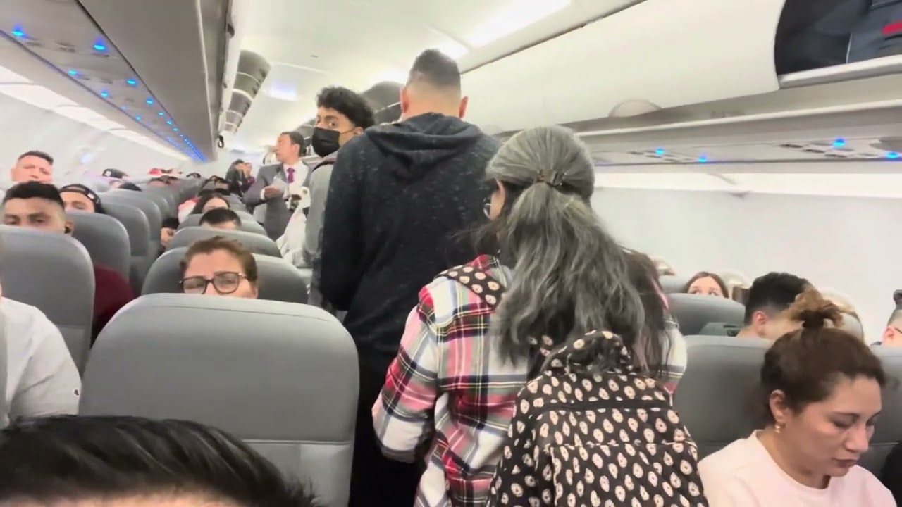 Washington DC to El Salvador with Volaris