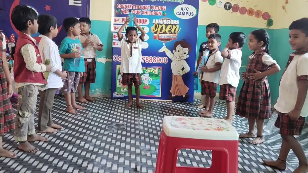School kides bottle game Activity #funny #viralvideo#gaming# school#shorts
