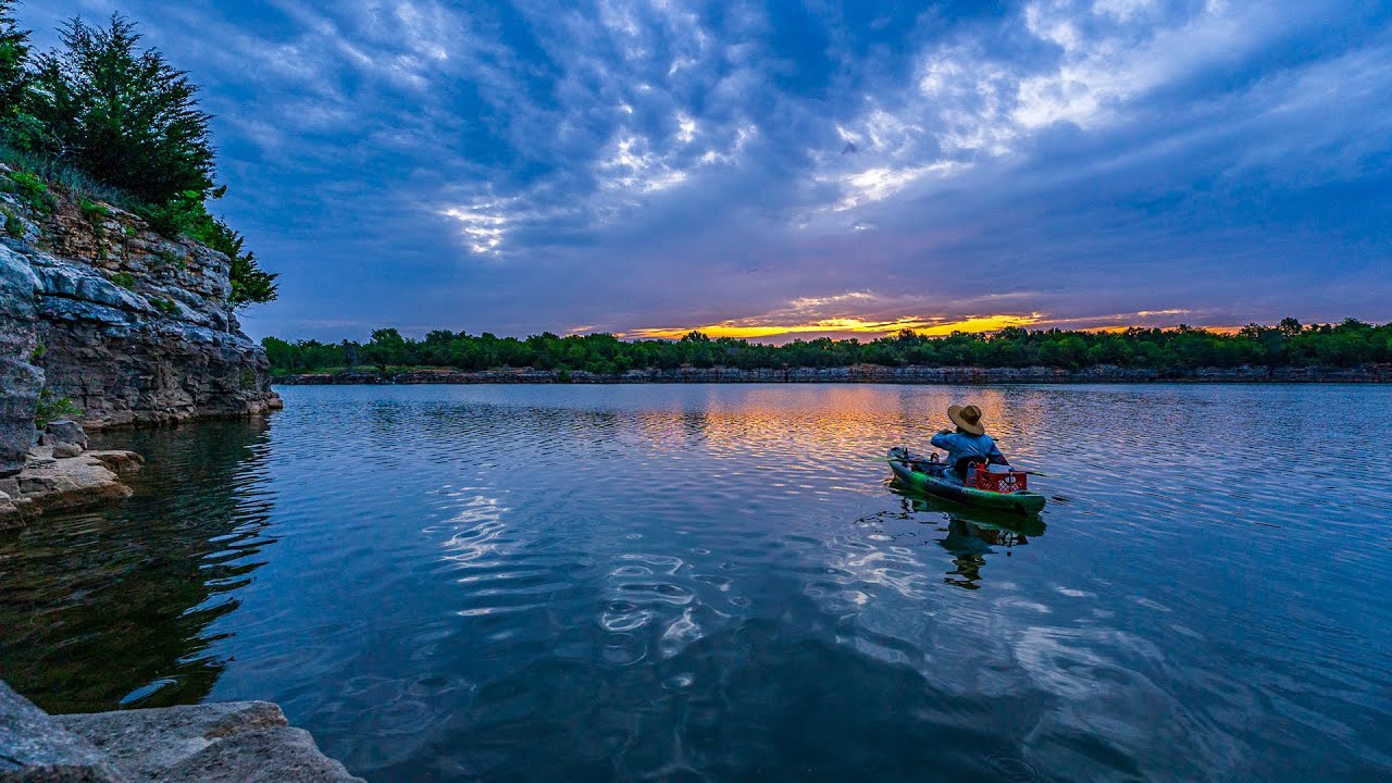 Crabtree Cove Sunrise - Stockton Lake Missouri Kayaking