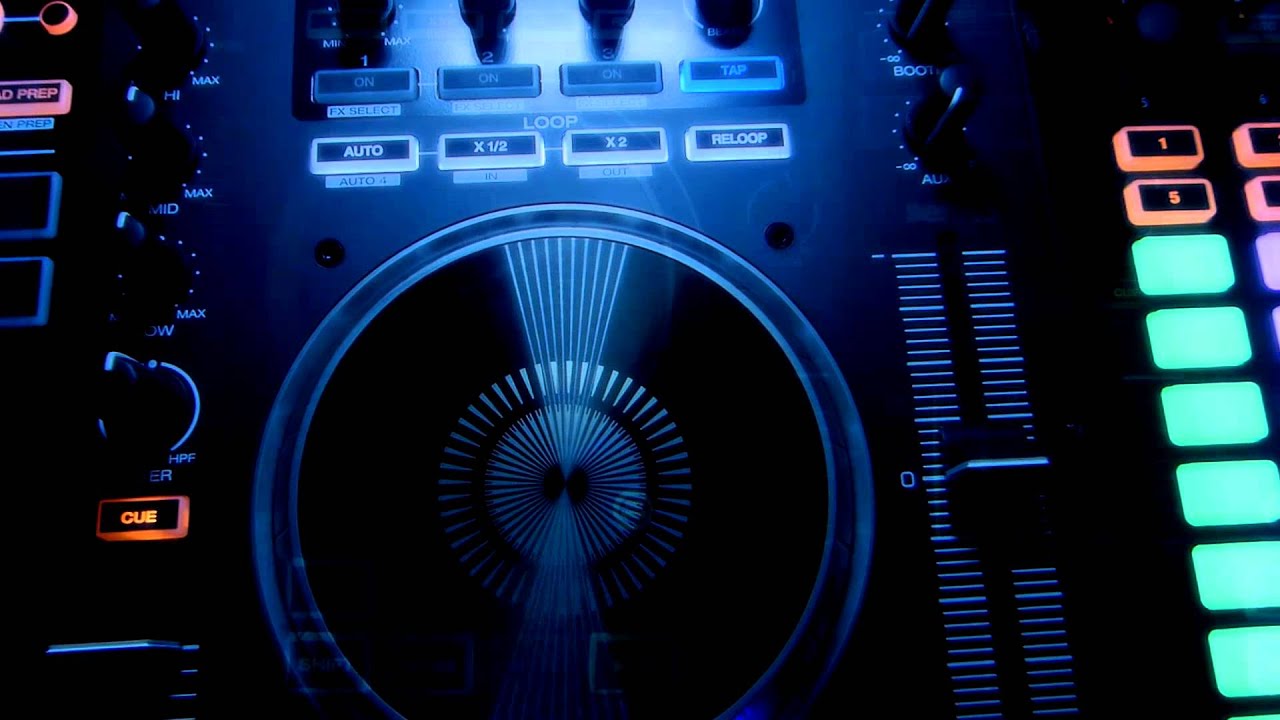 Denon MC-4000 Review Intro | Akiatech