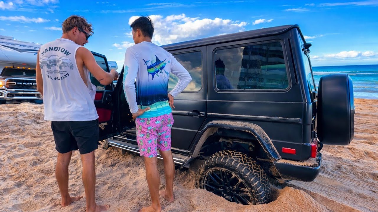 G-Wagons Are NOT Made For Beach Recoveries!