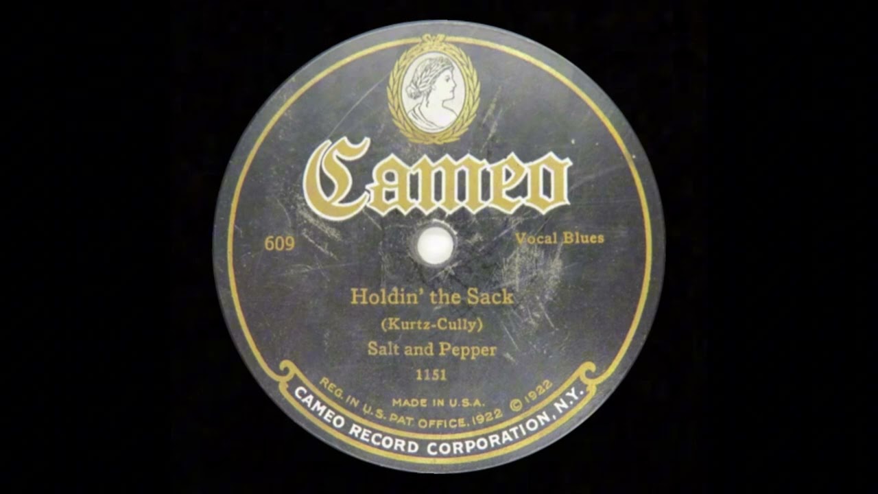 1924 Salt & Pepper - Holdin’ The Sack (Cameo)