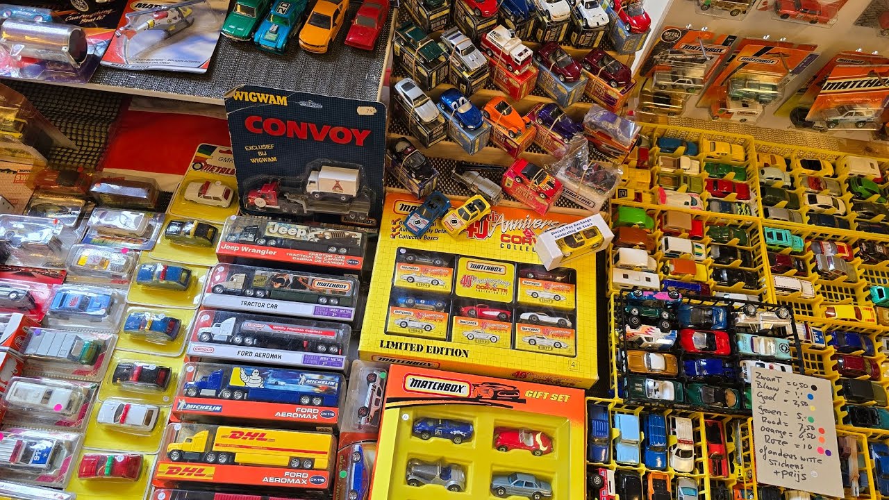 Let's search for Diecast Cars on this Perfect Diecast Car event in Europe, Hoogstraten Belgium!