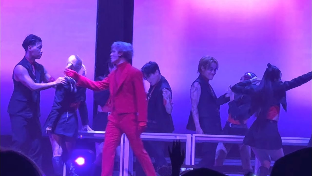 VIBES | JACKSON WANG (王嘉爾) MAGICMAN WORLD TOUR | 05/04/23 | CHICAGO