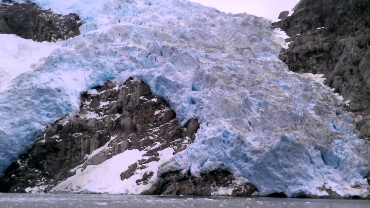 sounds u hear r the glacier cracking not thunder