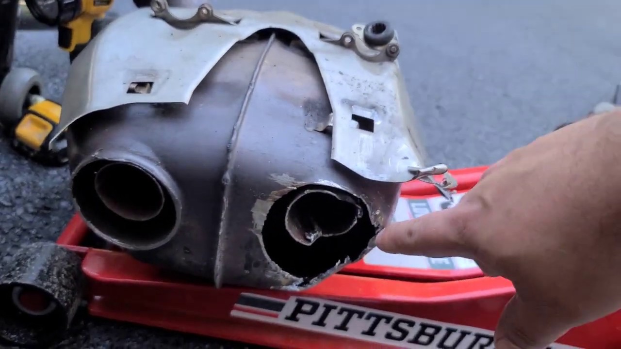 BMW S1000rr Exhaust De cat, Calatylic Converter removal and Mid pipe install - Part 2