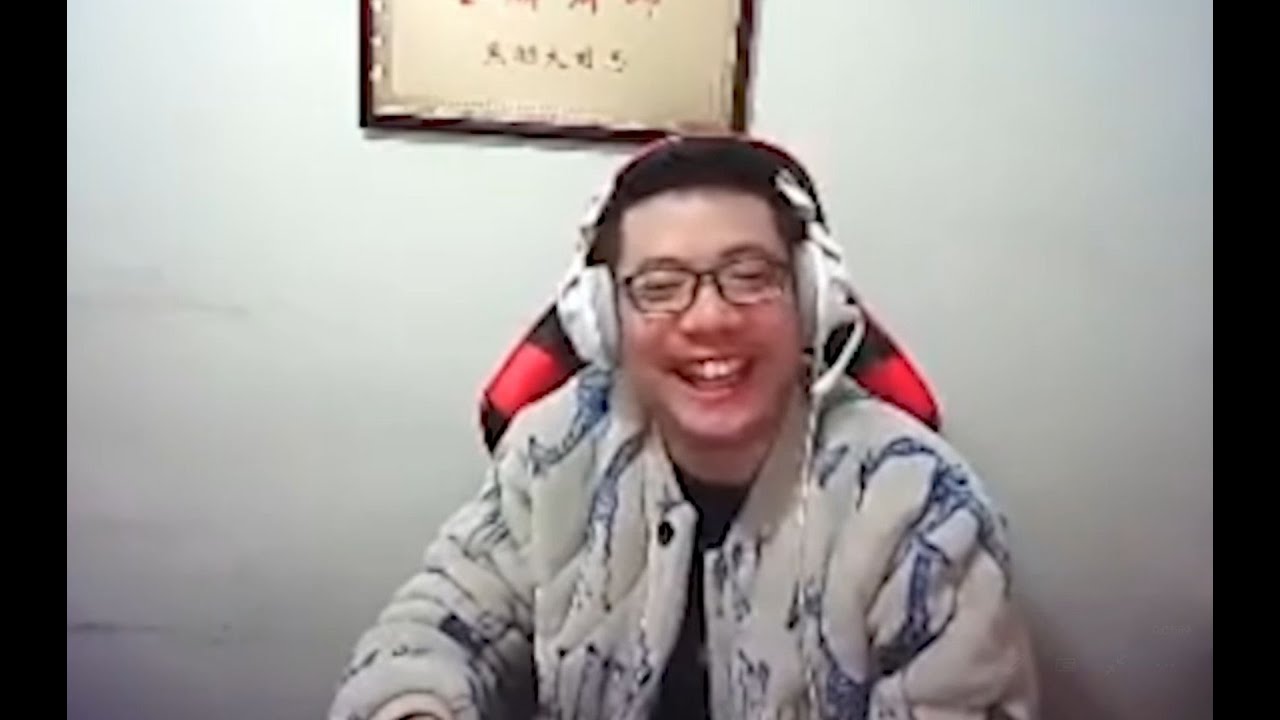 【大司马】 要过年了，是时候学学这个主播的牌技了。