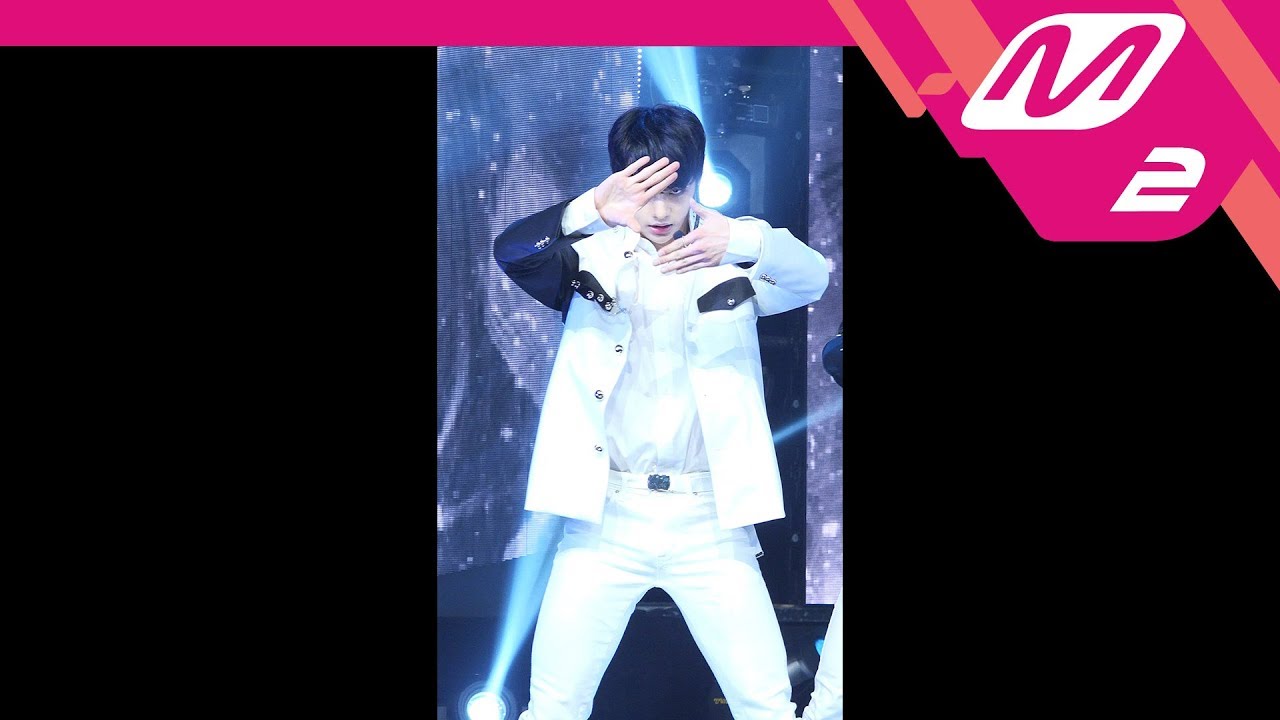 [MPD직캠] 스트레이 키즈 현진 직캠 'MIRROR' (Stray Kids HYUN JIN FanCam) | @MCOUNTDOWN_2018.4.26