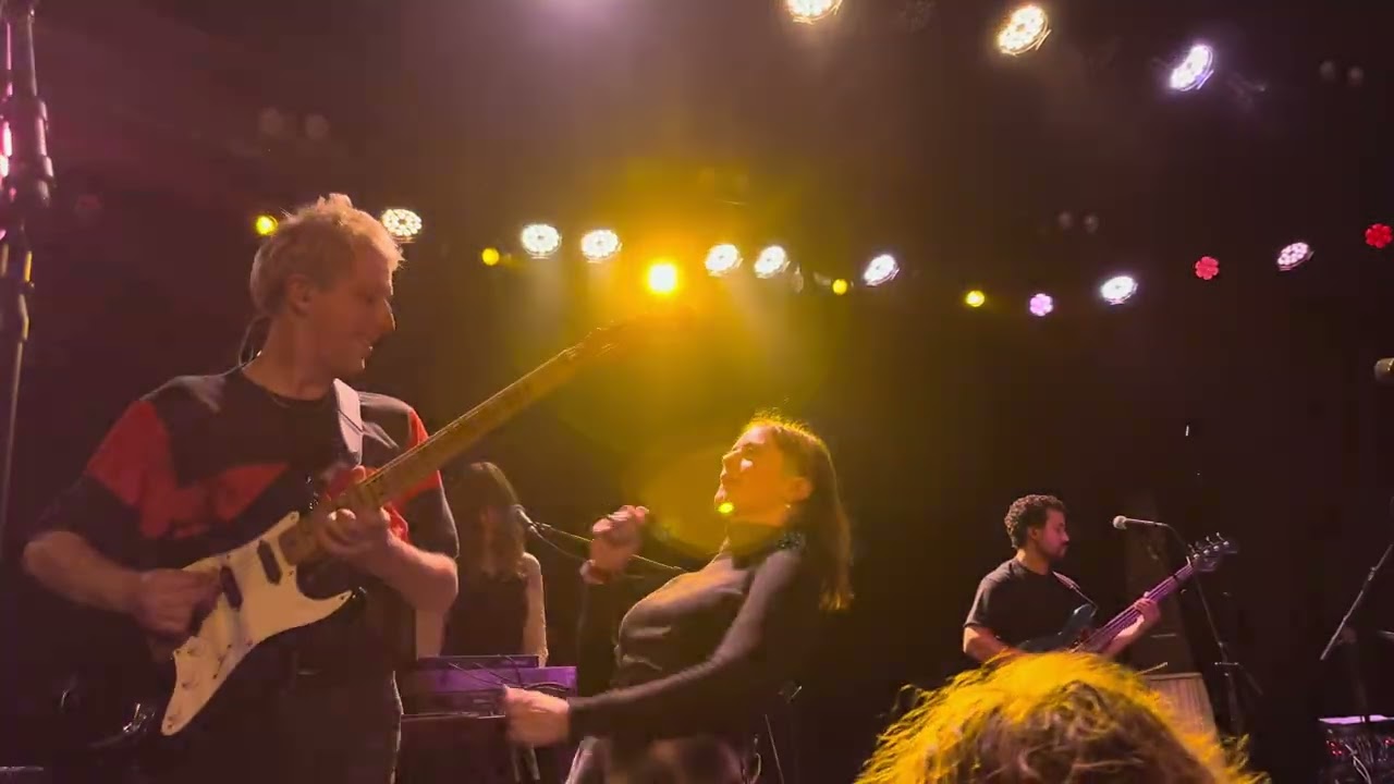 TOPS - Way To Be Loved / Petals (Live @ The Roxy)